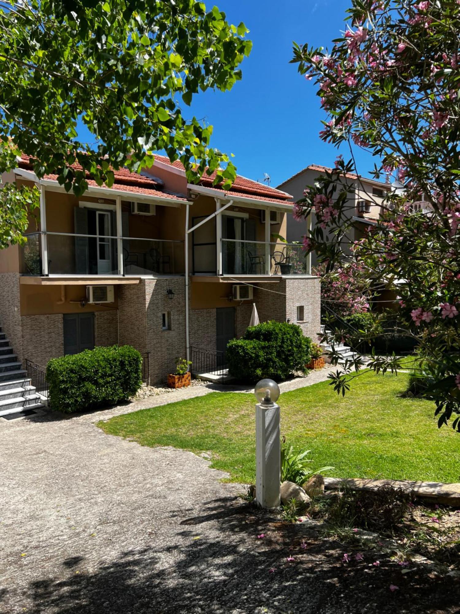 Armonia Apartments & Studios Perivolion Exterior photo